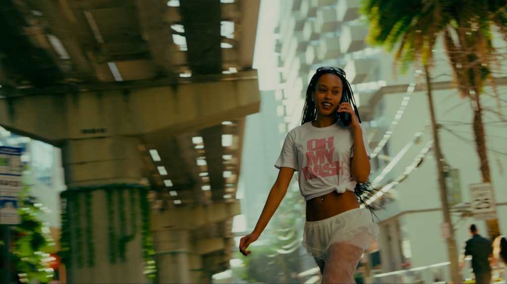 OH MY DASH TEE